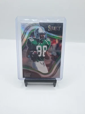 Randy Moss 2022 Select Draft Picks Field Level Silver Prizm #162 Marshall  - Image 1 of 2