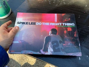 Spike Lee Do the Right Thing- hardcover Book - Signed - Picture 1 of 23
