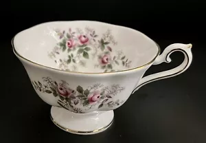 Royal Albert Lavender Rose Replacement Avon Shaped Tea Cup, England, VGC - Picture 1 of 6
