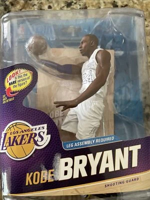 McFarlane NBA Kobe Bryant Series 23 Christmas Silver Chase Variant 603/1000 - Image 1 of 4