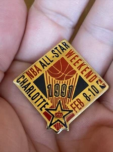Vintage NBA All Star Weekend 1991 Charlotte NC Basketball Press Pin Peter David - Picture 1 of 11