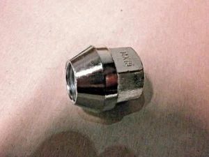 TF152 Chrome Steel Wheel Nuts M14 Range Rover Sport Discovery 3&4 - Picture 1 of 3