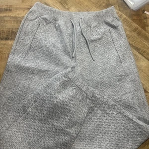 Pantalón Nike Sportswear Tech Pack tejido oscuro utilitario calce seco FB7522-077 para hombre talla M - Imagen 1 de 8
