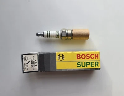 Set of 6 Bosch Super Spark Plug Copper Core #7571 / HR8DCX - Image 1 of 2