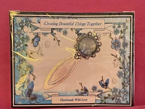 HANDMADE VINTAGE STYLE BOOKMARK - Picture 1 of 3