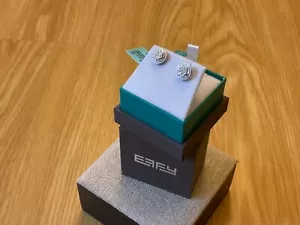 NWT Effy Sterling Silver 1/10 Ct. t.w. Stud Pierced Diamond Earrings - Picture 1 of 11
