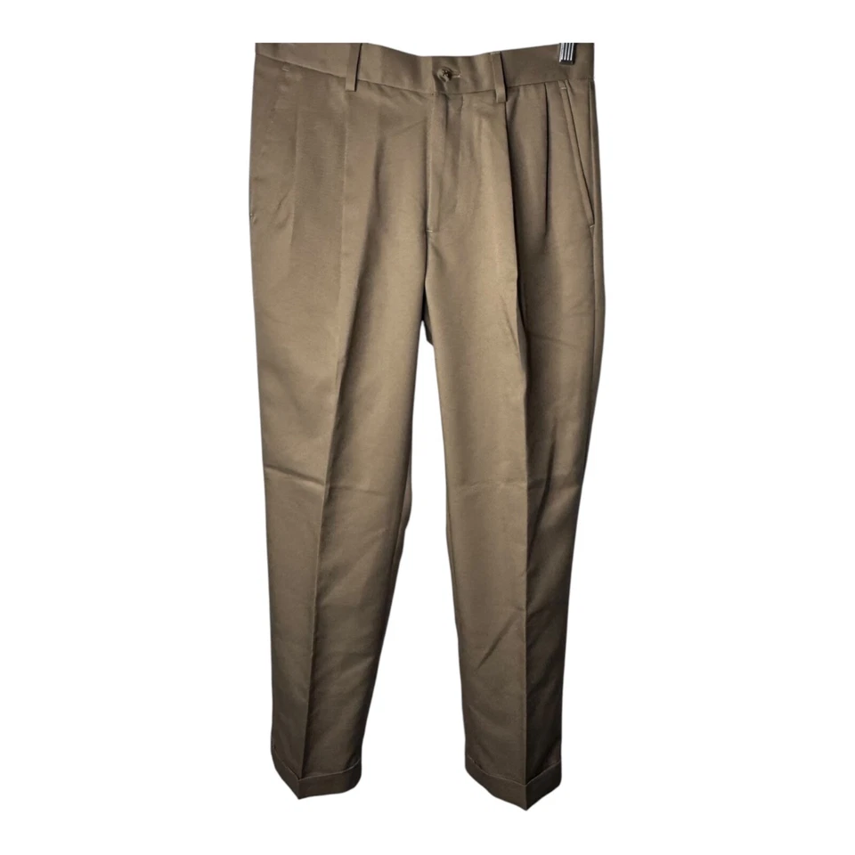 Pantalones de viajero Van Heusen Classic Fit premium sin planchar talla 30X30 100 % poliéster Foto 1 de 4