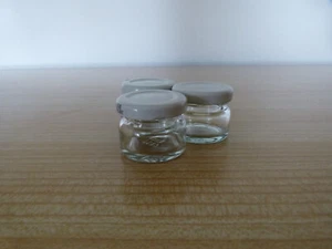 Mini- Marmeladengläser ca 25 ml 50 Stück gebraucht´ - Bild 1 von 2