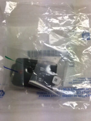 OEM GM CHEVY KEYLESS REMOTE ENTRY KEY FOB ALARM TRANSMITTER 13577765 434Mhz - Image 1 of 2