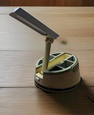 OttLite Plegable Escritorio Artesanía Caddy Organizador Lámpara Luz Natural LED Foto 1 de 3