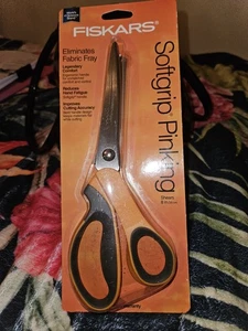 Pinking Siccors Shears 8" Softgrip - Picture 1 of 2