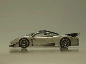 Tarmac Works - Pagani Huayra R, silber - T64G-TL035-SL - 1:64 - Bild 1 von 4