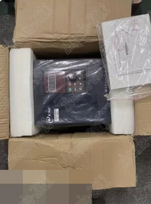 1PC New Frequency changer EDS1000-5D0075G 7.5KW DC540V - Image 1 of 2