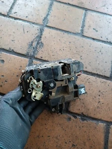 VW Golf 4 IV 1J Cerradura De Puerta Delantero Derecho - Imagen 1 de 4