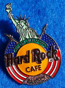 BANGKOK 4th JULY 1997 STATUE OF LIBERTY AMERICAN FLAG LOGO Hard Rock Cafe PIN - Picture 1 of 1