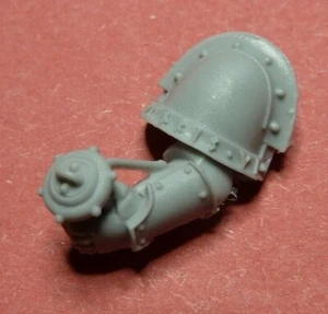 FORGEWORLD Horus Heresy SPACE WOLVES DEATHSWORN L ARM BOLT STASIS BOMB - Bits  - Bild 1 von 1