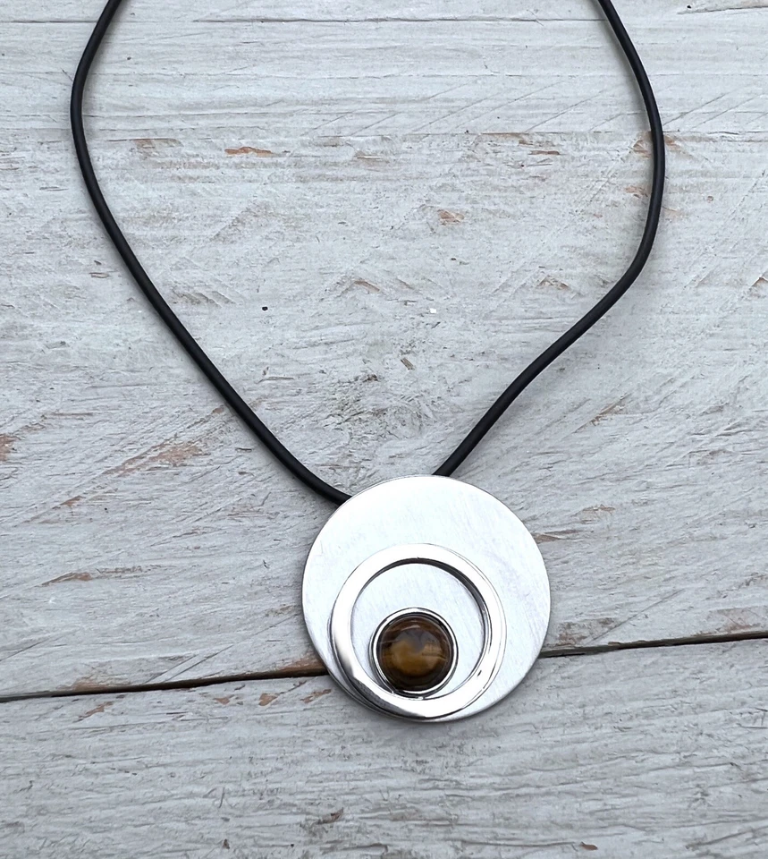 Modekette Halskette Kautschukkette,runder Anhänger,silberf.,matt, Tigerauge NEU - Bild 1 von 1