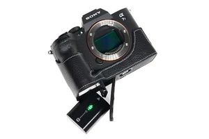 Real Leather Half Camera Case Bag Cover for Sony A1 A7S iii A7S3 A7R V A7 IV - Picture 1 of 41