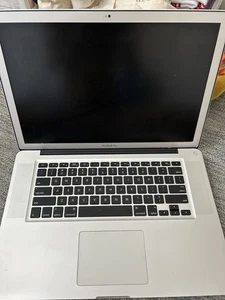 Mac Book Pro OSX 10.6 - Intel Core2Duo - Serial (system):W89400Q5B22 - Afbeelding 1 van 6