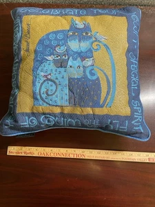 Almohada tapiz de terciopelo dorado metálico Laurel Burch inspiradora azul índigo gatos - Imagen 1 de 4