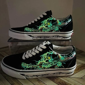 Zapatillas Vans Old Skool Zap M 3.5 W 5 Negras Brillan en la Oscuridad Calavera Casa de Terrores - Imagen 1 de 9