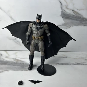 McFarlane DC Multiverse Batman Noel w/ Wired Cape 7" Scale Action Figure - Picture 1 of 5