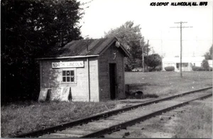 North Lincoln, IL Illinois Railroad Train Station Depot Postcard RR Tracks - Picture 1 of 2