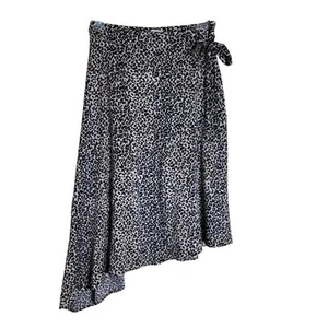 Nine West Leopard Print Skirt Size L Faux Sarong Style Asymmetrical Hem - Picture 1 of 5