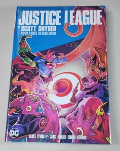JUSTICE LEAGUE BY SCOTT SNYDER VOLUME 3  Deluxe Edition  (DC 2022 HCDC) - Picture 1 of 2