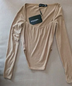Pretty Little Thing Top Women's Sz 6 Dip Hem Long Sleeve Ribbed Off Shoulder NWT - Imagen 1 de 16