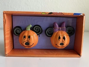 Disney Mickey Mouse And Minnie Mouse Halloween Pumpkin Salt & Pepper Shakers NEW - Picture 1 of 11