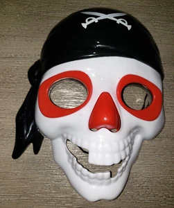 BOYS PIRATE HALLOWEEN MASK eyes light up blink PRETEND PLAY one size - Picture 1 of 1