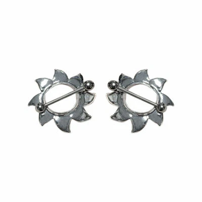 Escudos para pezones diseño de hoja tribal de acero quirúrgico 14 g - Se vende en pareja Foto 1 de 2
