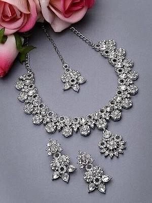Rhodium Plated Silver AD Stone Floral Collar Bone Necklace Set Kundan Jewelry Foto 1 de 4