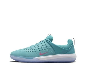 Size 10 - Men’s Nike Zoom Nyjah 3 SB Dusty Cactus Shoe - Picture 1 of 8