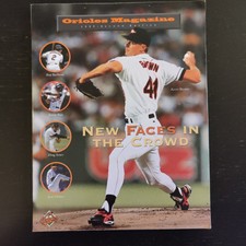 BALTIMORE ORIOLES MAGAZINE 1995 SECOND EDITION KEVIN BROWN w/ TWINS GAME INSERT