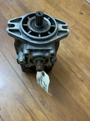 USED OEM 7023339 Bobcat 3650 UTV 2018 Hydrostatic Hydraulic Pump - Image 1 of 4