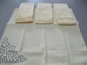 Die schwarze Krawatte "Katherine" Servietten 17"x17" 4er Set weich gelb in Farbe b6 - Bild 1 von 6