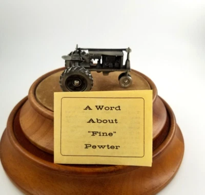 VINTAGE CASE FARMALL F 20 TRACTOR SPEC-CAST PEWTER W/B DISPLAYED ONLY EXC. - Image 1 of 4