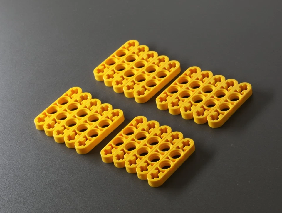 LEGO Technic: 20x Liftarm thin 1 x 4 (Axle Holes), gelb - Bild 1 von 1