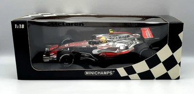 Minichamps 1/18 Vodafone McLaren Mercedes MP4-22 Lewis Hamilton Showcar 2007 - Image 1 of 4