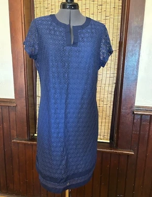 Vestido para mujer Isaac Mizrahi Live manga corta azul marino con superposición de encaje forrado mediano Foto 1 de 3