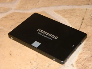 SSD Festplatte - Samsung 850 EVO 120GB SSD - Bild 1 von 2
