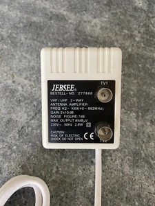 JEBSEE EU-457A  Antennenverstärker  VHF UHF  2-Way  85 dB  Antennen Verstärker - Bild 1 von 2