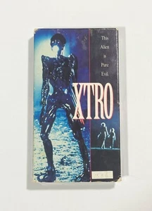 XTRO (1982) VHS New Line Home Video Columbia Tri-Star Horror Sci-Fi RARE OOP - Imagen 1 de 14