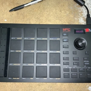 Akai Professional MPC Studio Music Production Controller - Picture 1 of 11