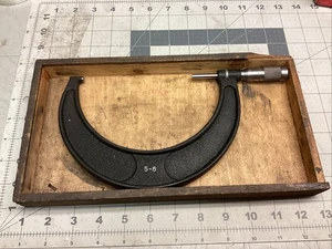 Brown & Sharpe 5-6" Outside Micrometer With Wood Box (CG8D) - Picture 1 of 4