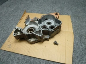OEM 98 1998 HONDA CR125R CR125 CR 125 RIGHT SIDE ENGINE MOTOR CASE CRANKCASE - Picture 1 of 11