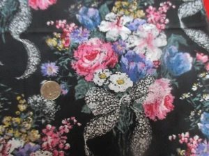 SHABBY CHIC Vintage RAMOS DE FLORES SOBRE TELA DE ALGODÓN NEGRA AÑOS 80 - 1 yarda - Imagen 1 de 2