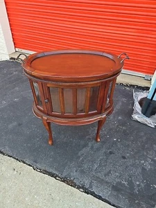 Vintage Mahogany Queen Anne Style Vitrine Cabinet w/ Double Doors & Drinks Tray - Picture 1 of 6